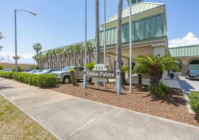224-e-garden-st-329-pensacola-fl-32502/hzid_19cd8b97