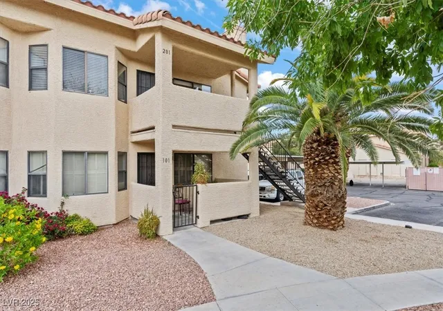 1112-observation-dr-201-las-vegas-nv-89128/hzid_ad82b4f8