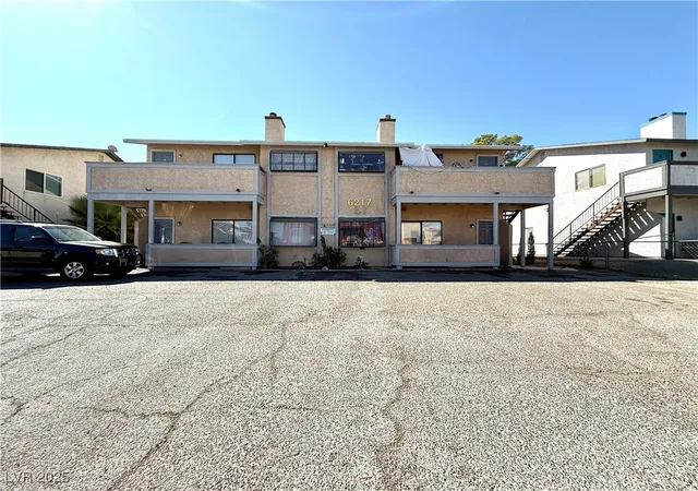 6217-yerba-ln-las-vegas-nv-89108/hzid_5643c36d