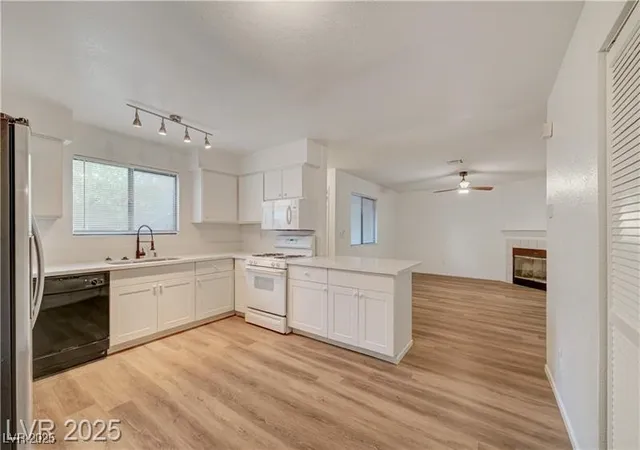 6749-w-charleston-blvd-2-las-vegas-nv-89146/hzid_61d2c25e