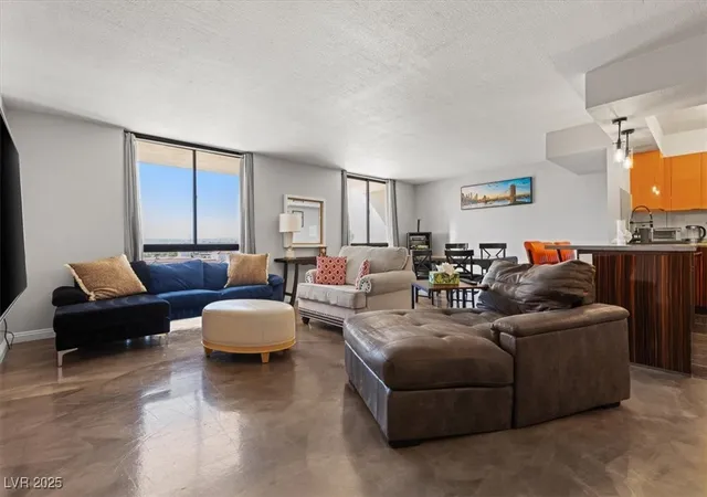 3930-university-center-dr-902-las-vegas-nv-89119/hzid_b951e937