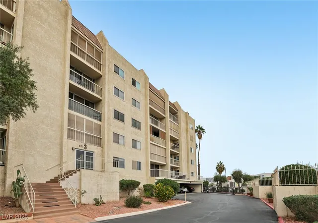 750-s-royal-crest-cir-345-las-vegas-nv-89169/hzid_d49fdfd4