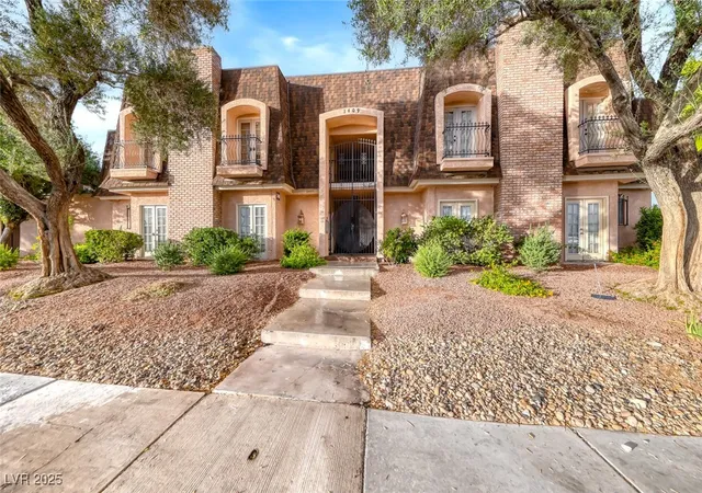 1409-e-st-louis-ave-a-las-vegas-nv-89104/hzid_e1b24669