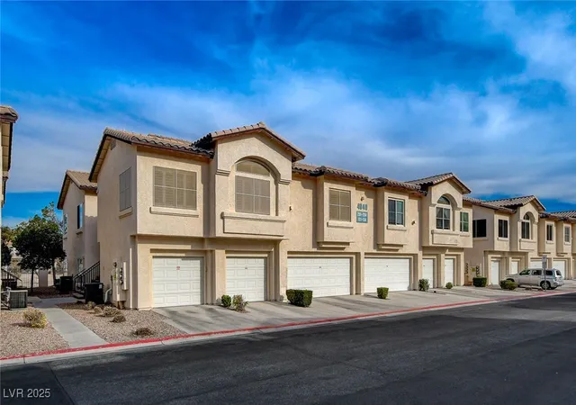 4940-black-bear-rd-202-las-vegas-nv-89149/hzid_65f48b77