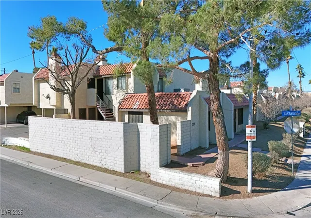 2205-sun-ave-c-north-las-vegas-nv-89030/hzid_de35978e