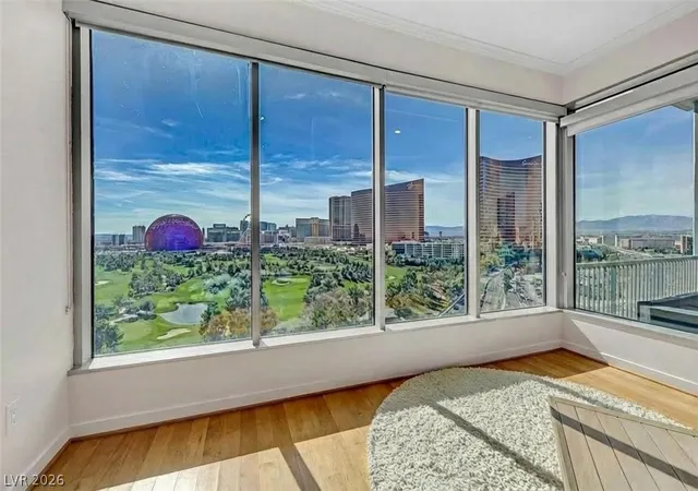 360-e-desert-inn-rd-1403-las-vegas-nv-89109/hzid_017dc663