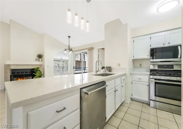 2251-wigwam-pkwy-1324-henderson-nv-89074/hzid_c5fa9a2f