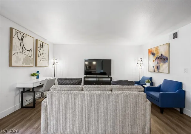 5404-river-glen-dr-353-las-vegas-nv-89103/hzid_29950374