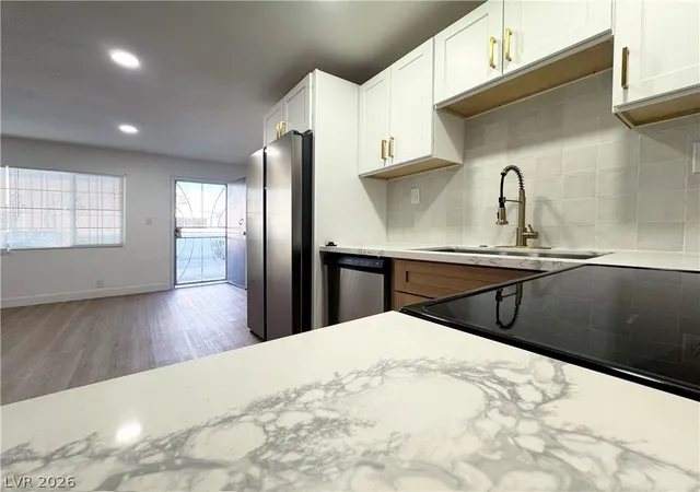 4600-university-center-dr-93-las-vegas-nv-89119/hzid_fe39f860