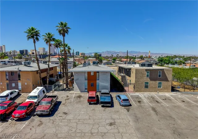637-n-11th-st-las-vegas-nv-89101/hzid_63c2e378