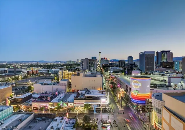 150-las-vegas-blvd-1507-las-vegas-nv-89101/hzid_a8eece90