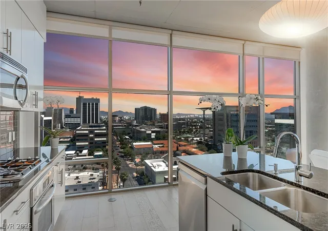 353-e-bonneville-ave-1305-las-vegas-nv-89101/hzid_21ef2795