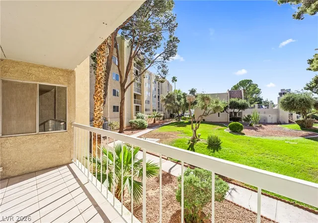 750-s-royal-crst-cir-312-las-vegas-nv-89169/hzid_2d78858d
