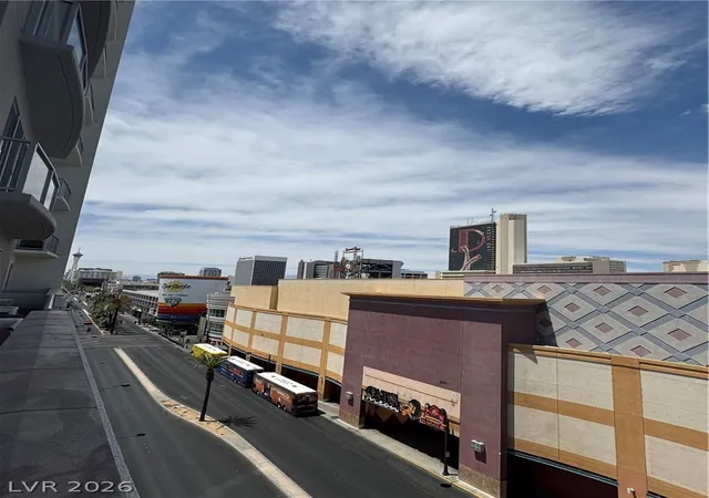 150-las-vegas-blvd-2213-las-vegas-nv-89101/hzid_cd2d728a