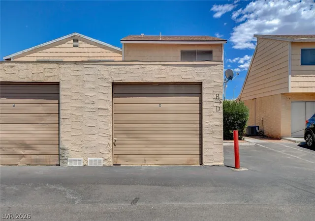 5198-garden-ln-d-las-vegas-nv-89119/hzid_cbb1643f