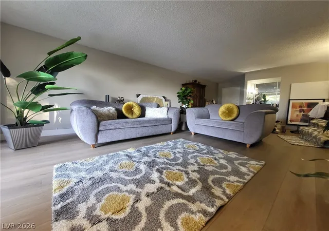 750-s-royal-crest-cir-342-las-vegas-nv-89169/hzid_abcede78