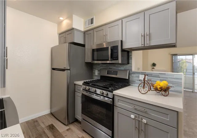 3318-n-decatur-blvd-2143-las-vegas-nv-89130/hzid_26a05830
