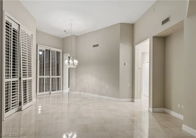 2747-paradise-rd-106-las-vegas-nv-89109/hzid_9ea10014