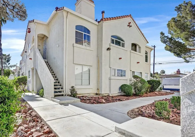 4428-w-lake-mead-blvd-101-las-vegas-nv-89108/hzid_2e2b08b2
