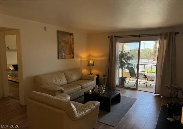 7885-w-flamingo-rd-1002-las-vegas-nv-89147/hzid_810df2c0