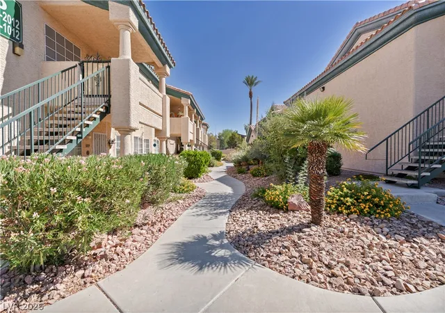 8410-eldora-ave-2011-las-vegas-nv-89117/hzid_f111994c