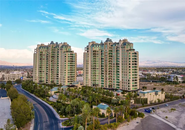 9101-alta-dr-16-las-vegas-nv-89145/hzid_7bc90f20