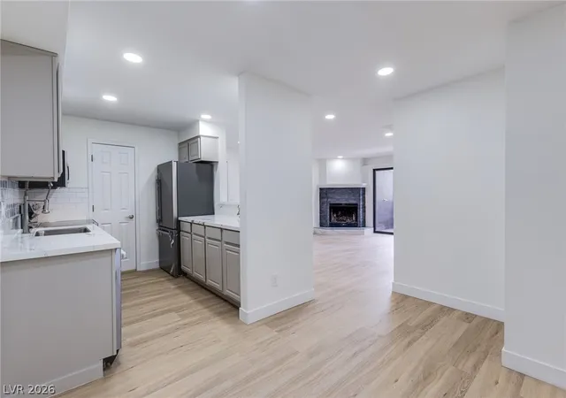 2451-n-rainbow-blvd-2065-las-vegas-nv-89108/hzid_75c3edf2