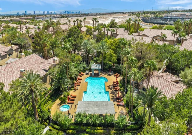 8709-red-rio-dr-203-las-vegas-nv-89128/hzid_6ec5e31f