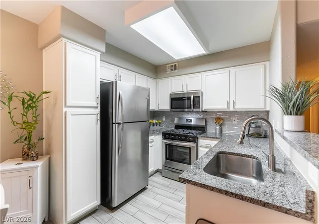 3174-tarpon-dr-102-las-vegas-nv-89120/hzid_054fbbc0