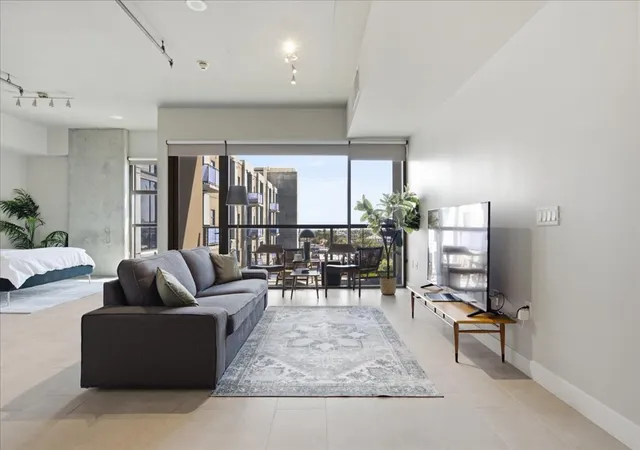 353-e-bonneville-ave-630-las-vegas-nv-89101/hzid_2e473946