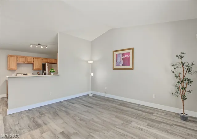 1401-n-michael-way-220-las-vegas-nv-89108/hzid_9e7f5674