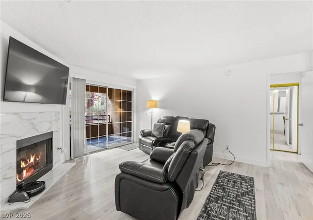 2200-s-fort-apache-rd-2156-las-vegas-nv-89117/hzid_606ccc9e