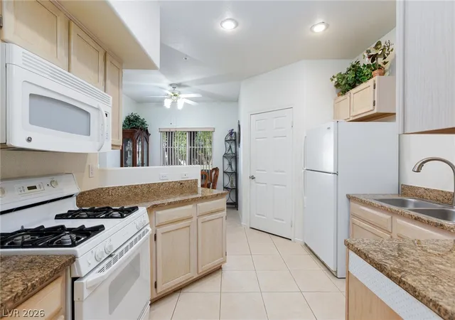 6480-annie-oakley-dr-511-las-vegas-nv-89120/hzid_f9970f26