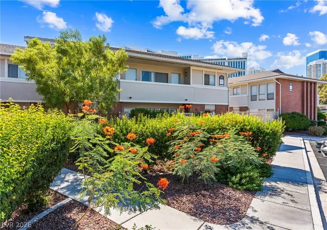 697-oakmont-ave-3315-las-vegas-nv-89109/hzid_88ec77ca