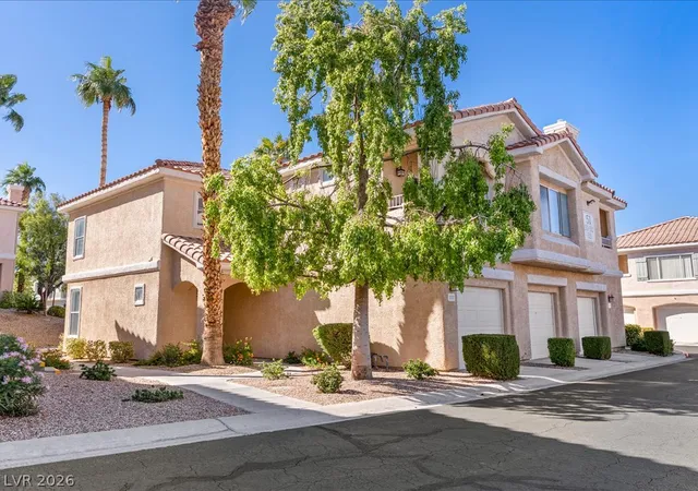 251-s-green-valley-pkwy-5111-henderson-nv-89012/hzid_5e9e3326