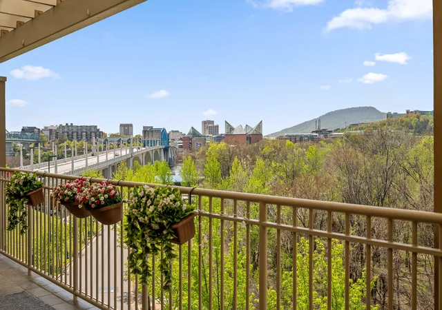 4-cherokee-blvd-405-chattanooga-tn-37405/hzid_54fb4a04