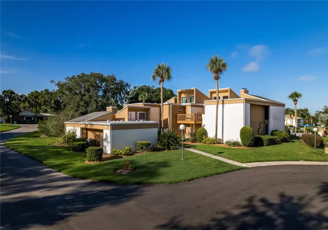 1051-s-highland-st-7d-mount-dora-fl-32757/hzid_525e9ce6