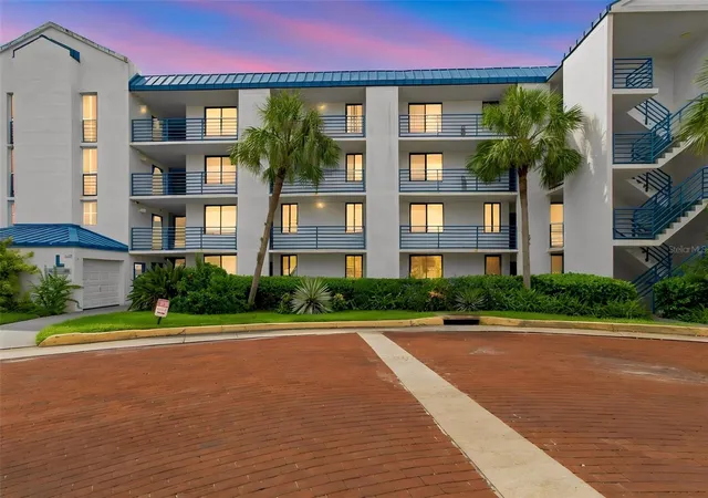 2424-w-tampa-bay-blvd-l404-tampa-fl-33607/hzid_f3cf55a1