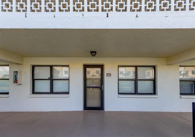 5090-bay-st-ne-124-saint-petersburg-fl-33703/hzid_a71fed9e
