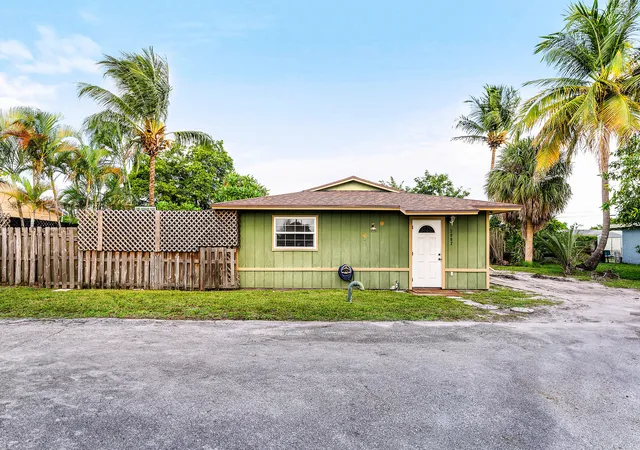 2907-apalachee-rd-west-palm-beach-fl-33406/hzid_c5535c2b