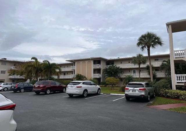 2811-s-garden-dr-207-lake-worth-fl-33461/hzid_3c928b25