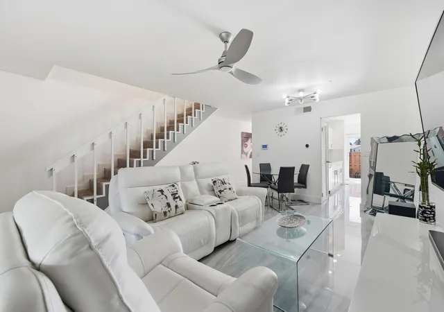 10875-nw-29th-manor-8-sunrise-fl-33322/hzid_4413bbc4