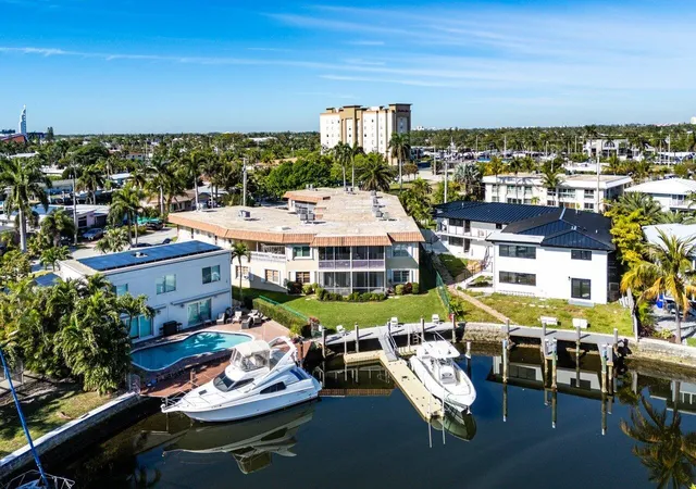 2201-se-9th-street-107-pompano-beach-fl-33062/hzid_a2d85e8d