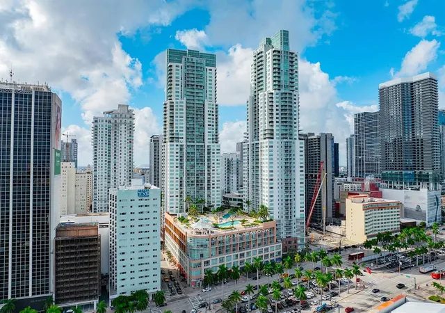 253-ne-2nd-street-3208-miami-fl-33132/hzid_fecc1849