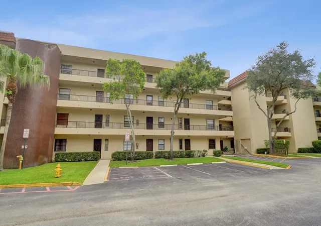 10451-w-broward-blvd-205-plantation-fl-33324/hzid_67cb17d6