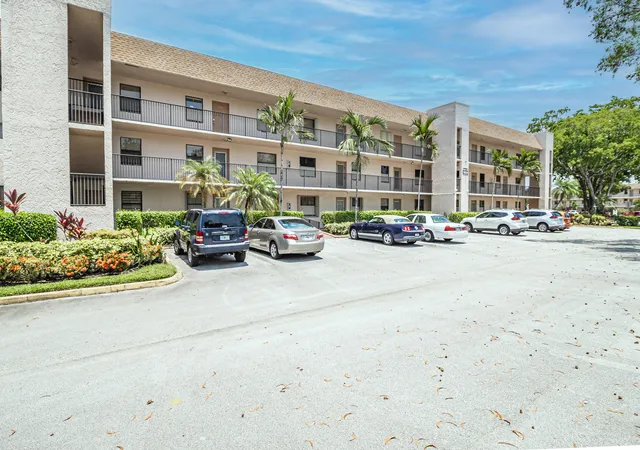 10331-sunrise-lakes-blvd-302-sunrise-fl-33322/hzid_9e76c41a