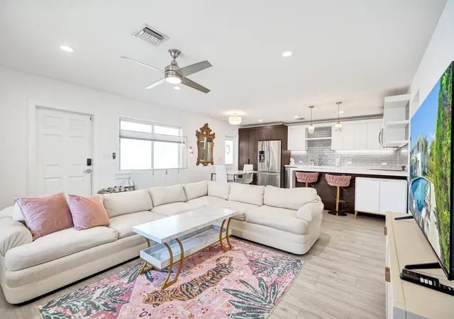 2050-ne-39th-street-101-fort-lauderdale-fl-33308/hzid_89e89d43