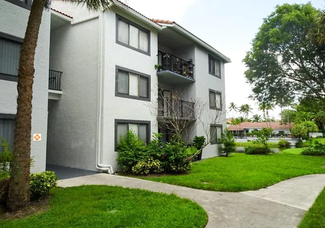 9122-w-atlantic-blvd-713-coral-springs-fl-33071/hzid_99ed9308