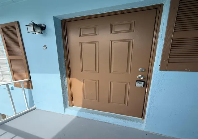 4951-wedgewood-way-5-west-palm-beach-fl-33417/hzid_fe7fa7e7