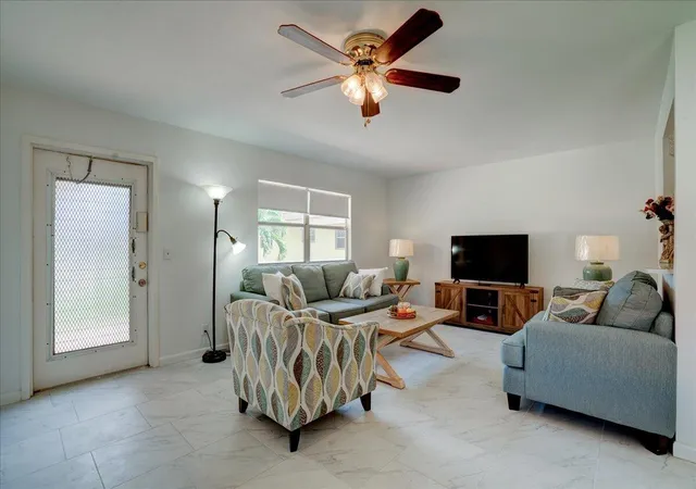 222-saxony-e-222-delray-beach-fl-33446/hzid_afec927c
